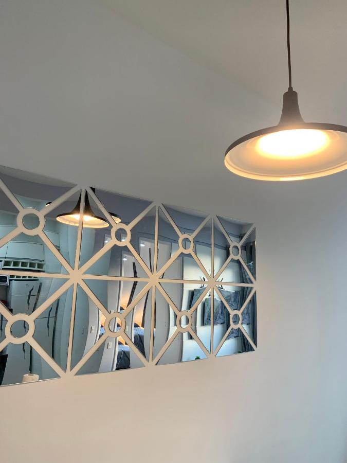 707- Apartamento Encantador, Amplo E Decorado, Quarto, Sala, Cozinha, Mobiliario Moderno, Cozinha Completa Com Utensilios , Excelente Vista Da Cidade E Localizacao Privelegiada No Bairro Bigorrilho Curitiba Exterior foto