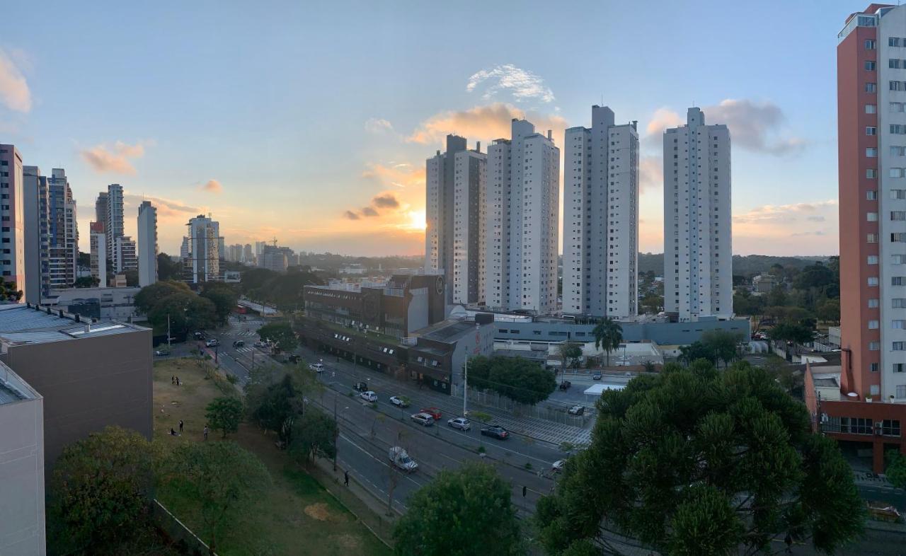 707- Apartamento Encantador, Amplo E Decorado, Quarto, Sala, Cozinha, Mobiliario Moderno, Cozinha Completa Com Utensilios , Excelente Vista Da Cidade E Localizacao Privelegiada No Bairro Bigorrilho Curitiba Exterior foto